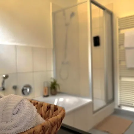 Designer-apartment Mit Balkon Und Kaffeebar, Elbnah Apartamento