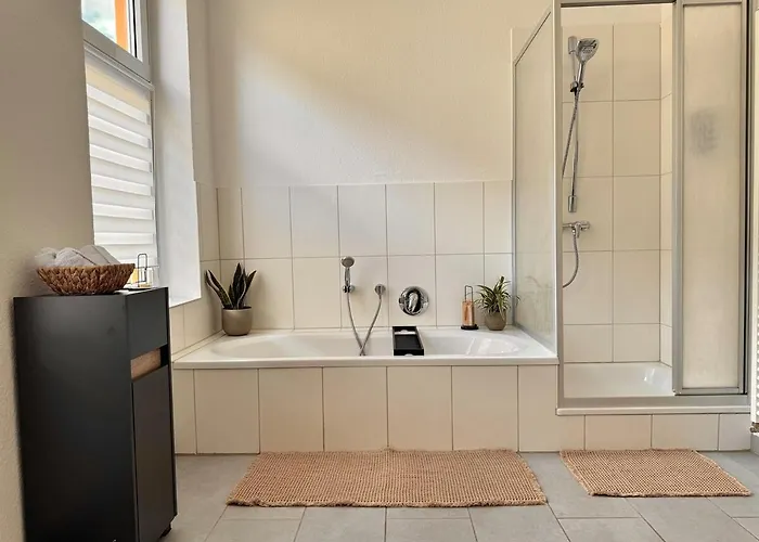 Designer-apartment Mit Balkon Und Kaffeebar, Elbnah Magdeburgo