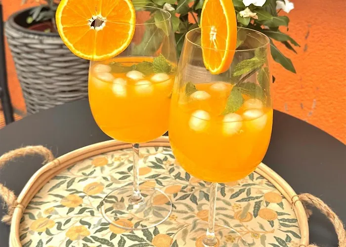 Designer-apartment Mit Balkon Und Kaffeebar, Elbnah